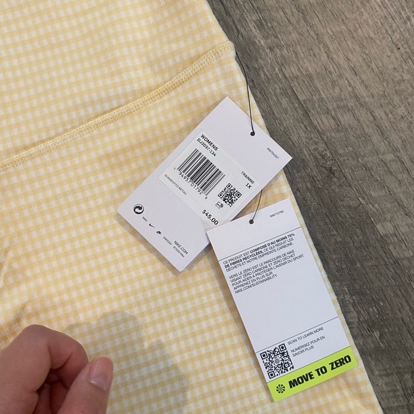 NWT Nike Dri-Fit High waisted Yoga shorts - Picture 6 of 11